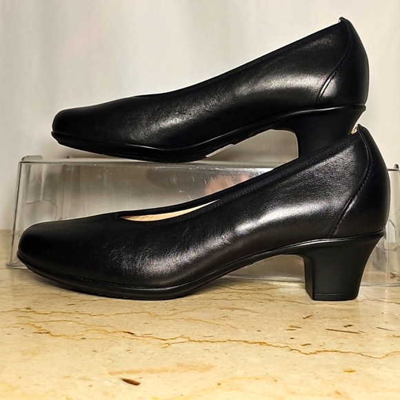 SAS Milano Womens Black Leather Classic Comfort Pump Size 8M - Picture 4 of 8